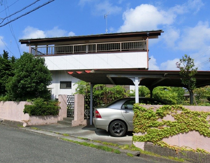 【郷ケ丘三丁目 中古一戸建】人気のエリア!一等地です!!