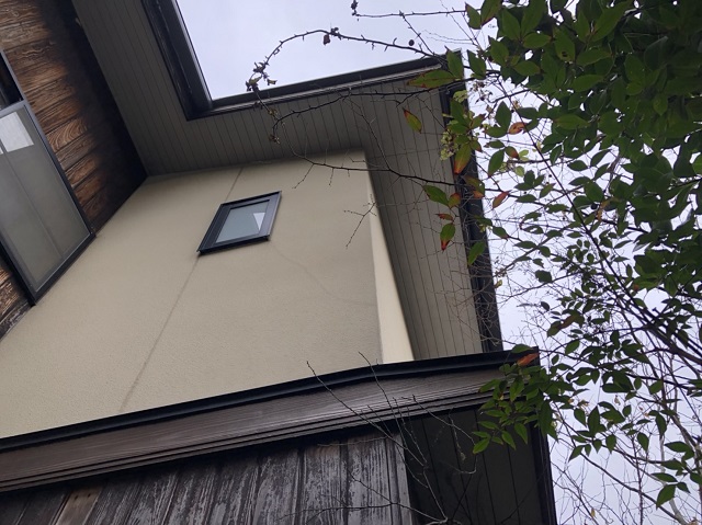 【泉町滝尻 土地付中古住宅】天然木をふんだんに利用した和モダン住宅2580万円