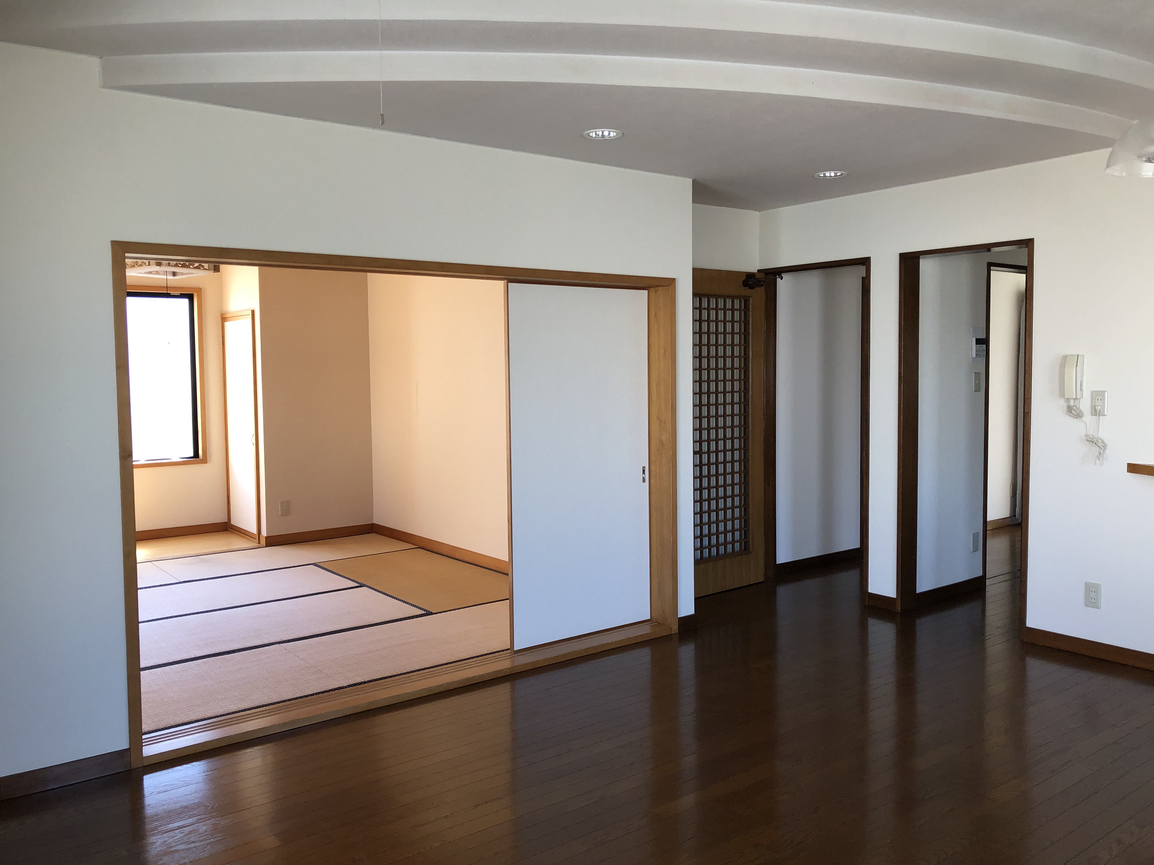 【平字紺屋町 丸仙ビル2階 賃貸アパート3SLDK】